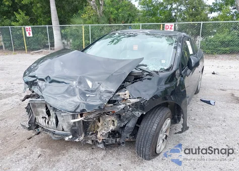 2013 Honda Civic Lx z USA, uszkodzony, nr VIN 2HGFG3A52DH513237